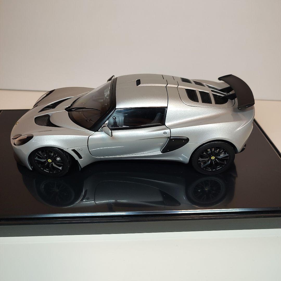 オートアート ロータス エキシージ 1/18 スケール シルバー