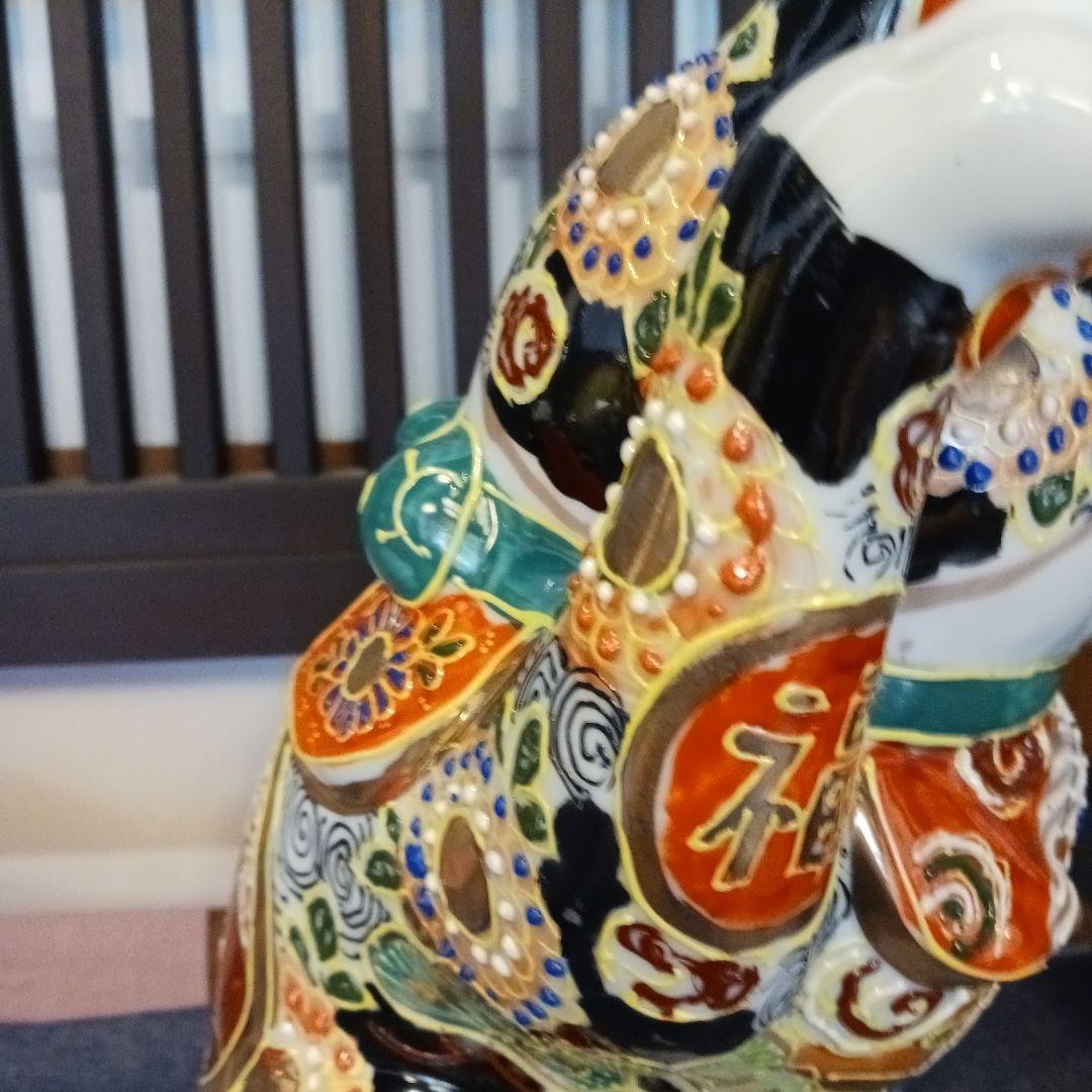 九谷焼 盛絵付け招き猫 高さ29cm