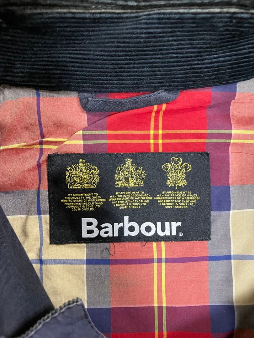 Barbour ネイビー　オイル洗浄済