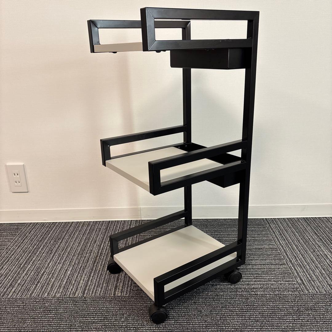 美品】【GANA】ワゴン アンフォーマ/マツエク/まつ毛パーマ/エステ/ネイル