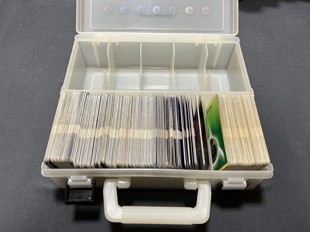 ゼ*団様 旧裏　ポケモンカード　まとめ　オーヤマのピカチュウ　他ケース付き