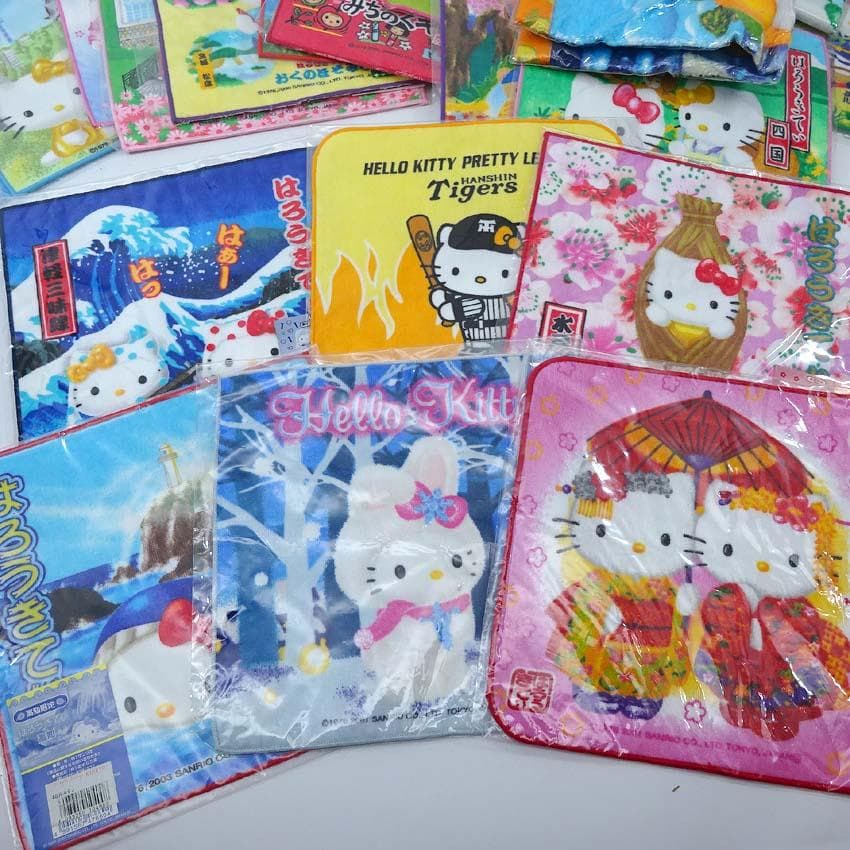 【q-124s/k】 ハローキティ　ハンカチ　41枚　ご当地　未使用品