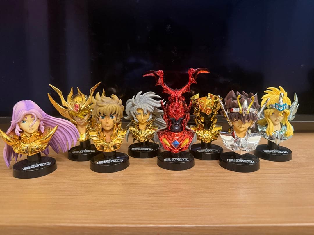 The Art of Shunya Yamashita 海麗さん（黒スーツ）