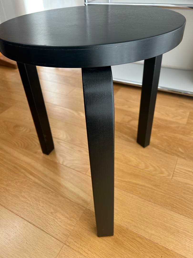 スツール 60オールブラック　ラッカー　アルテック　artek