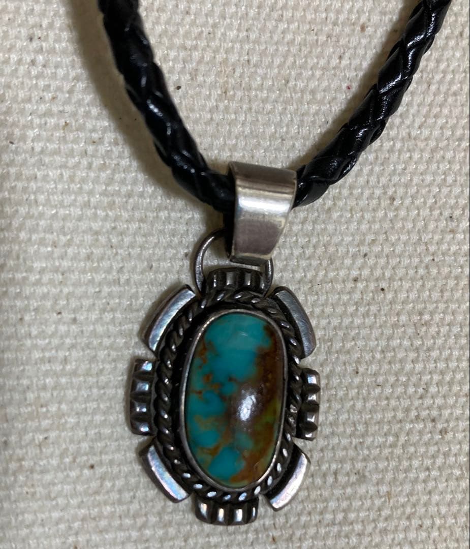 ターコイズ シルバー950 ペンダント インディアンジュエリー ターコイズ シルバー950 ペンダント インディアンジュエリー