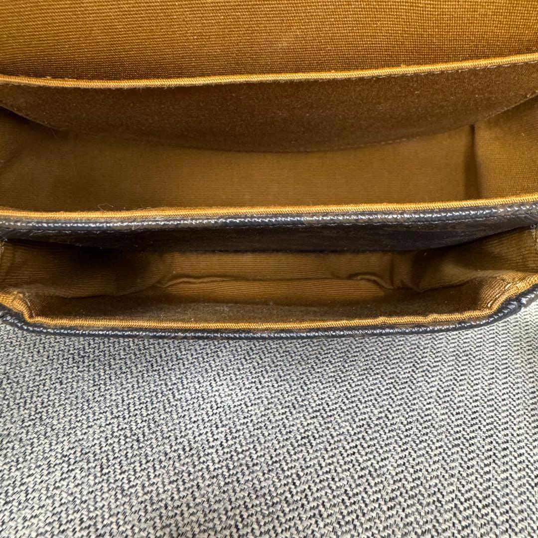 セリーヌ ミディアム フォルコ ショルダーバッグ トリオンフ