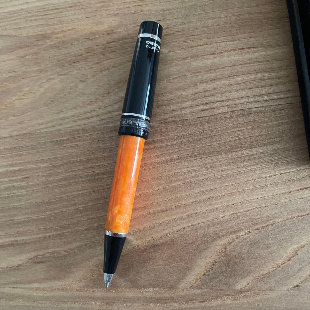 デルタ　ボールペン