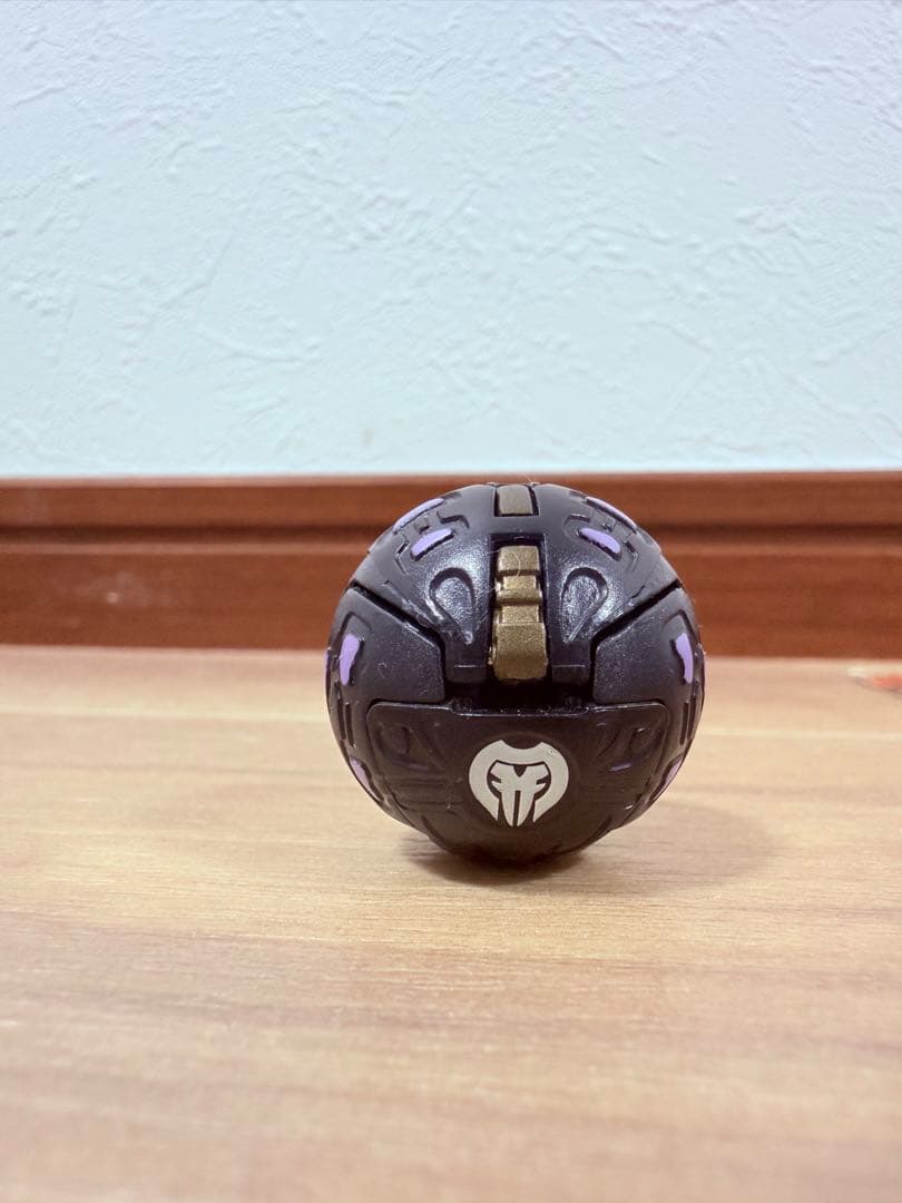 爆丸バトルブローラーズ　スコーピオン　闇属性