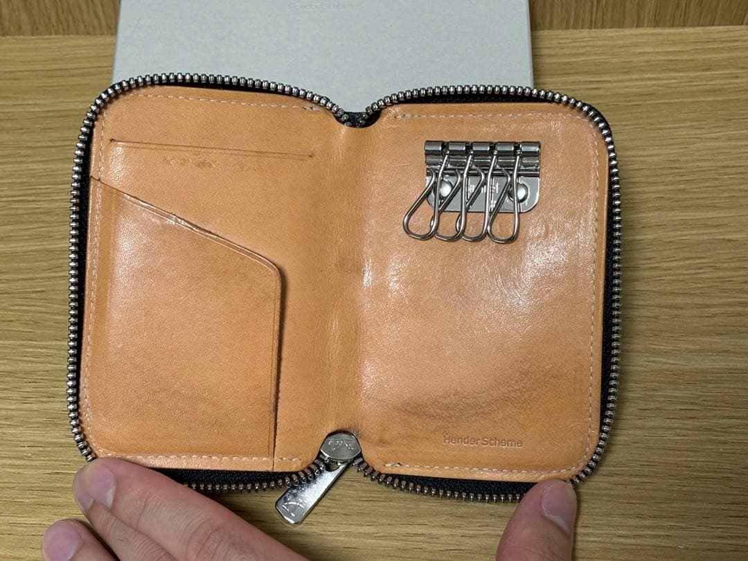 Hender Scheme zip key purse