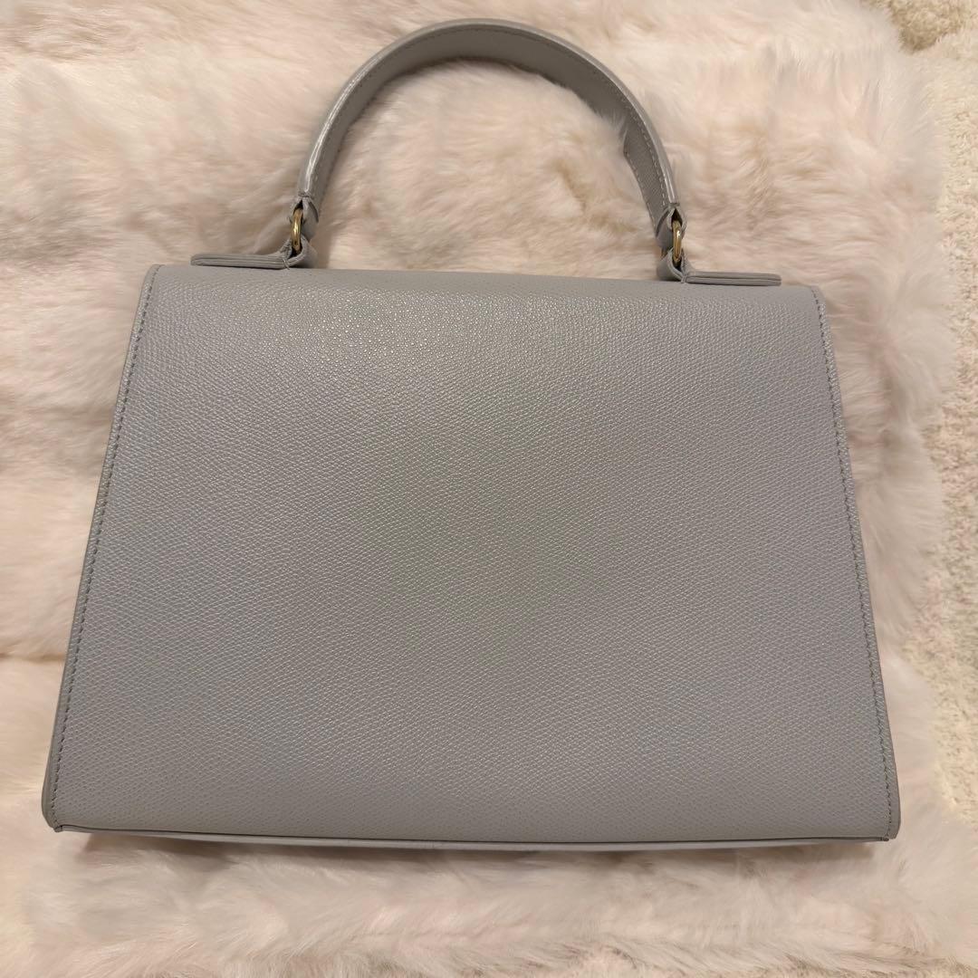 カルボッティ　ハンドバッグ　トゥモローランド