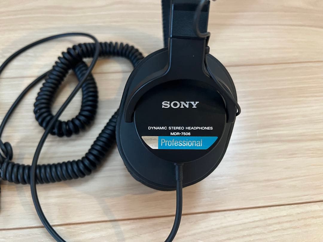 SONY MDR-7506 スタジオモニター ヘッドホン