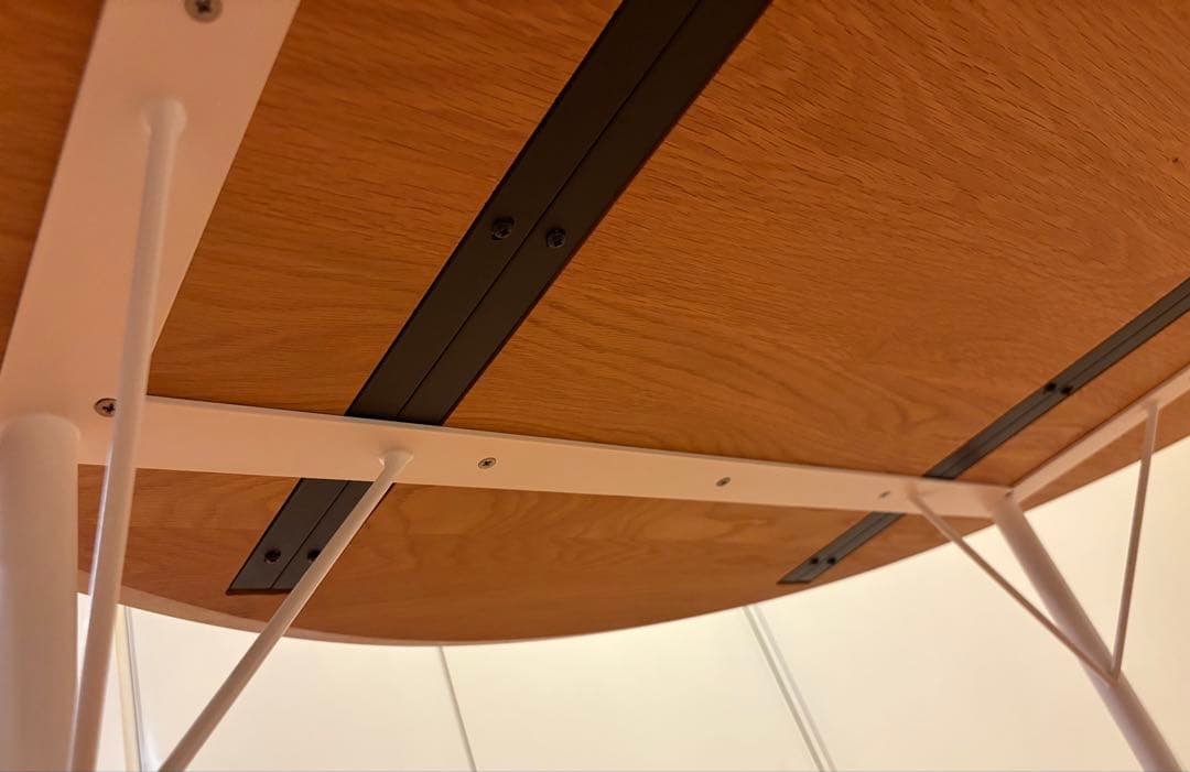 ダイニングテーブル　丸型