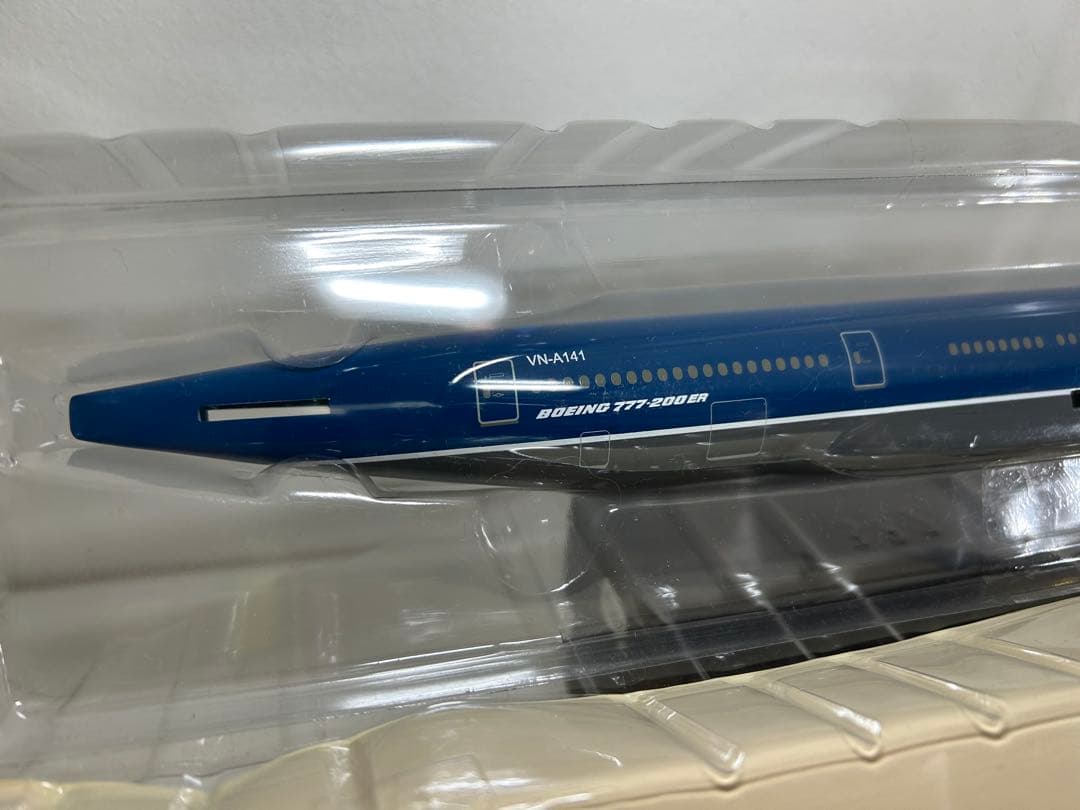 ベトナム航空 B777-200 スナップモデル 1/200 hogan - メルカリ