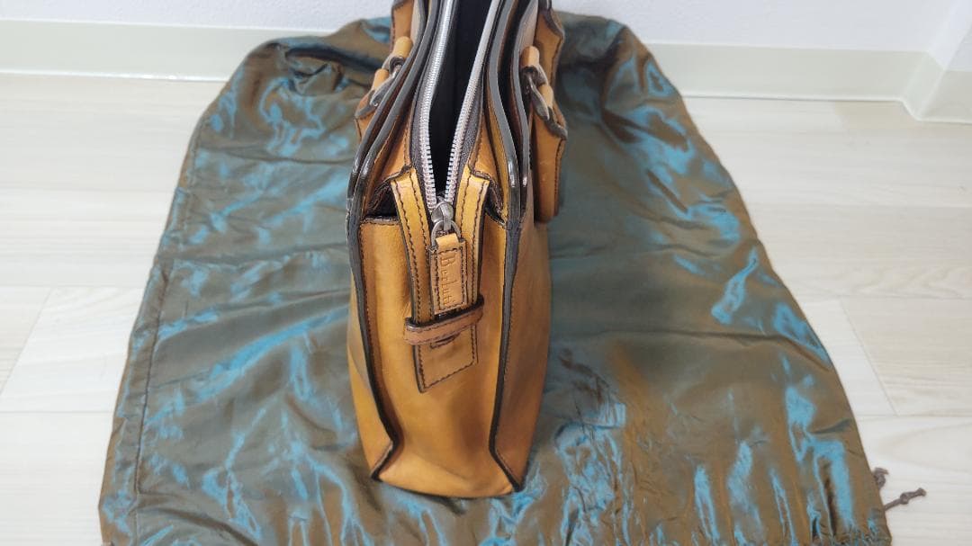 Berluti ベルルッティ　アンジュール　　ビジネスバック