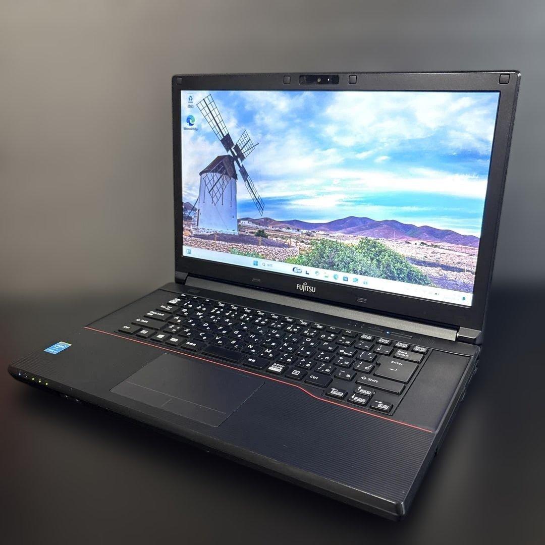 SERYUBノートパソコンCore i7搭載 15.6インチ 断捨離値 26〆