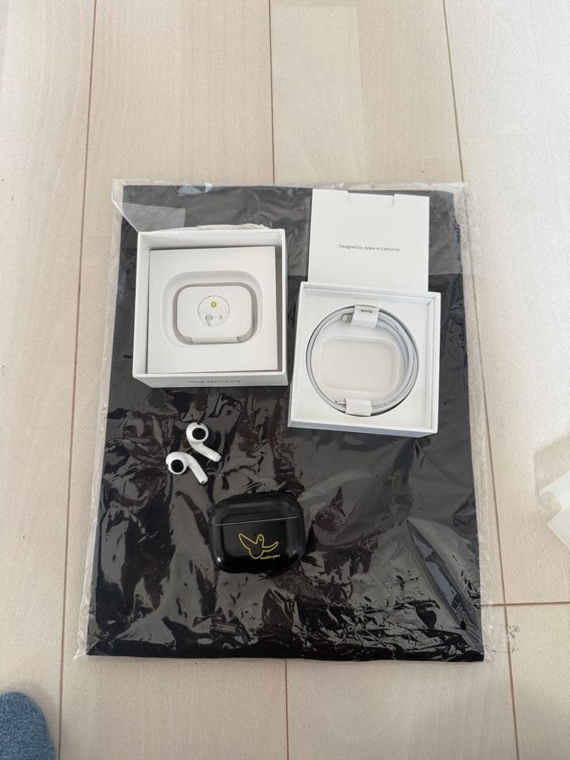 AirPods pro2 本体 充電ケース付き Amazon.co.jp: 【整備済み品】 Apple AirPods Pro（第2世代