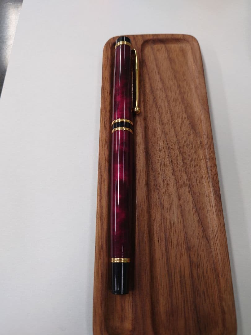 パイロット　万年筆　グランセ　レッドマーブル　ペン先14K585 字幅M 中字