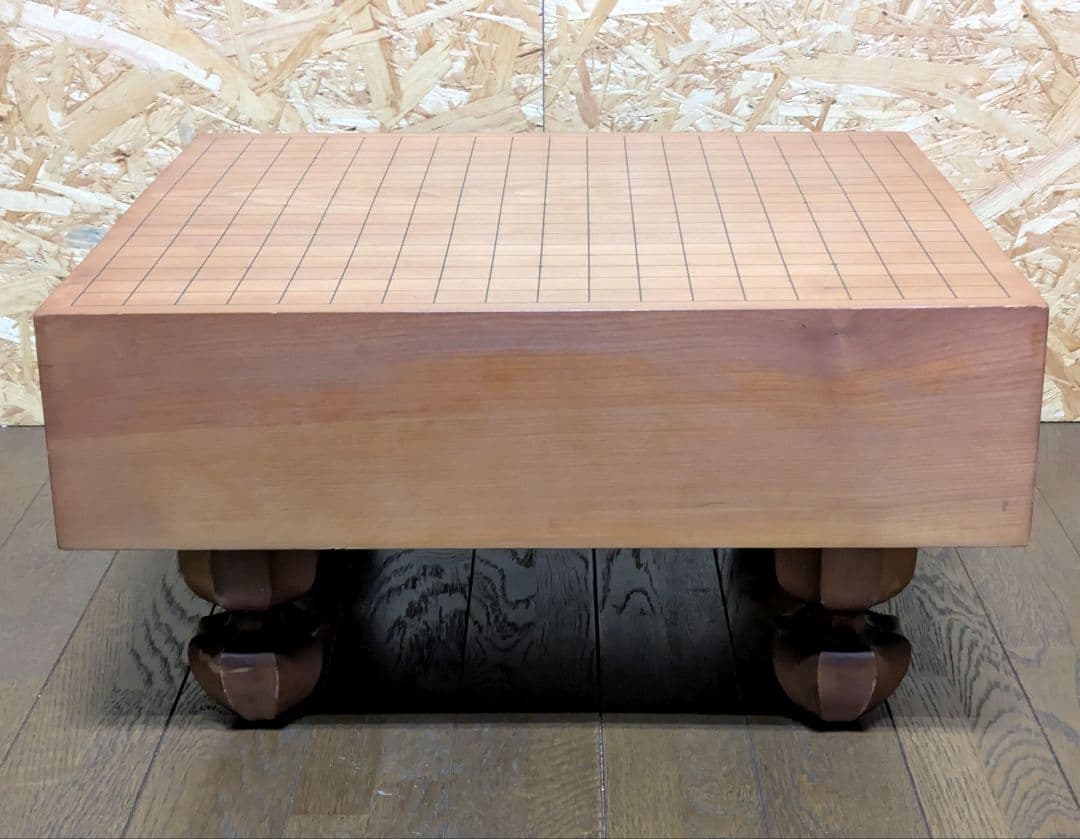 囲碁盤　へそ付　脚付　木目　厚い 碁盤　日向特製本蛤碁石28号セット