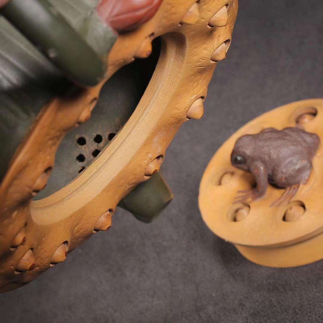 中国古美術・原鉱段泥 カエル蓮子壺 、底槽款:蒋蓉紋、