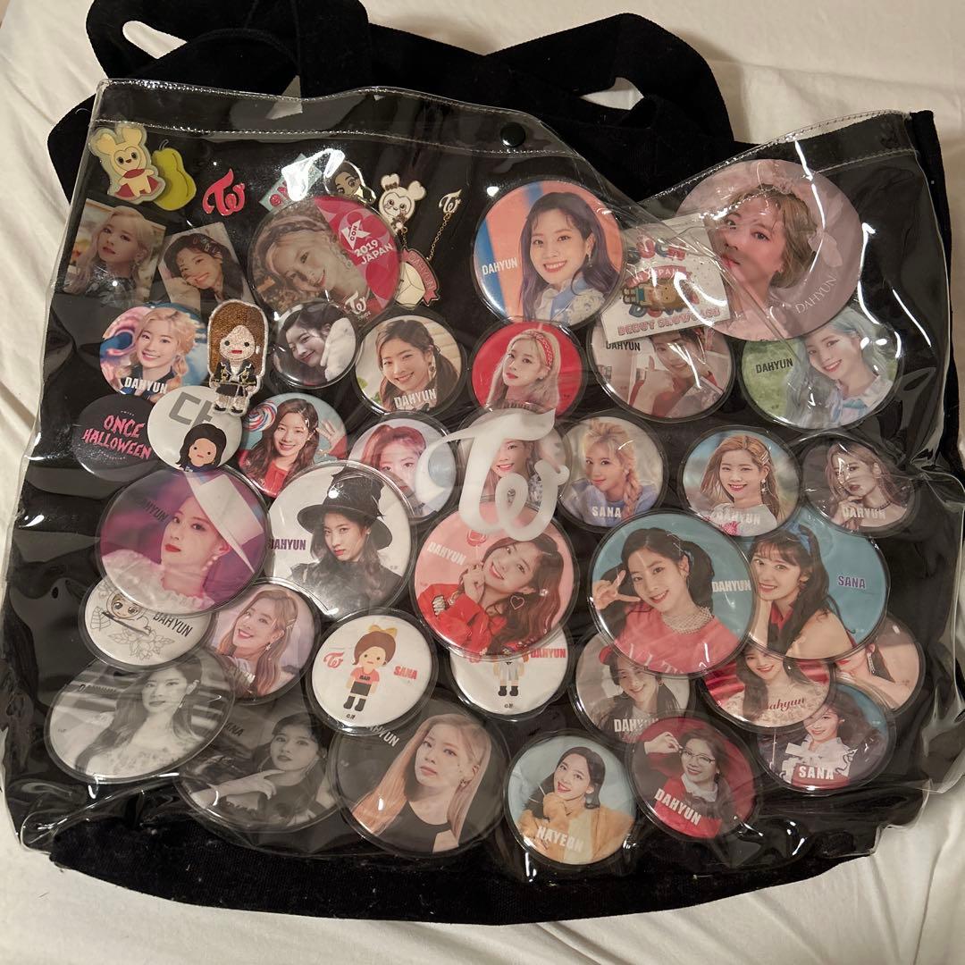 TWICE ダヒョン 缶バッジ サナ ナヨン TWICE ダヒョン 缶バッジ サナ ナヨン TWICEナヨンジョンヨンモモサナ