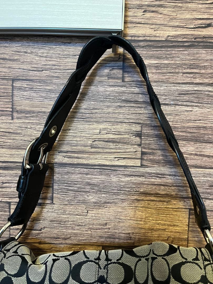 美品　コーチ ワンショルダー ショルダーバッグ ソーホー シグネチャー ブラック