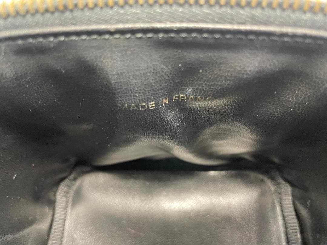 瑠衣　CHANEL バニティ　バッグ　化粧ポーチ　レザー　小物ポーチ134