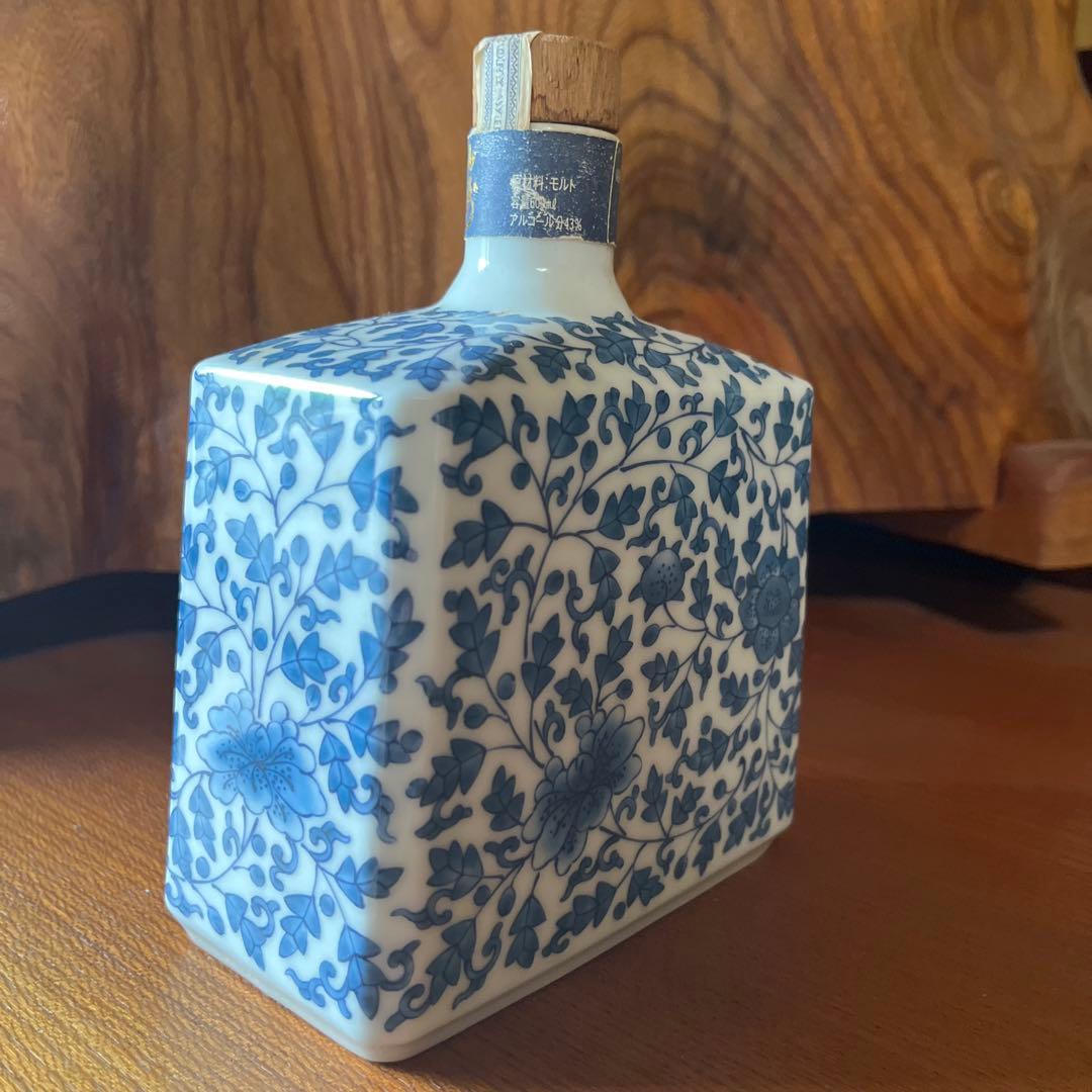超希少】サントリー 12年熟成 ピュアモルトウイスキー 有田焼ボトル