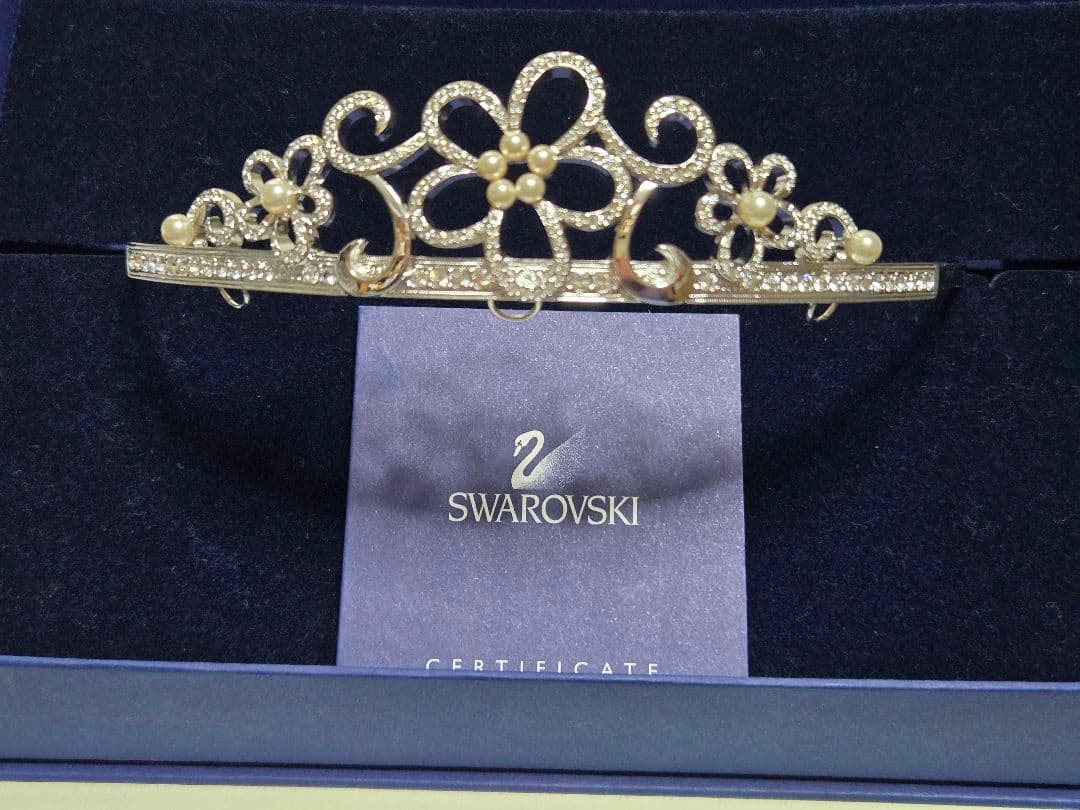 Swarovski クリスタル　プリンセス ティアラ
