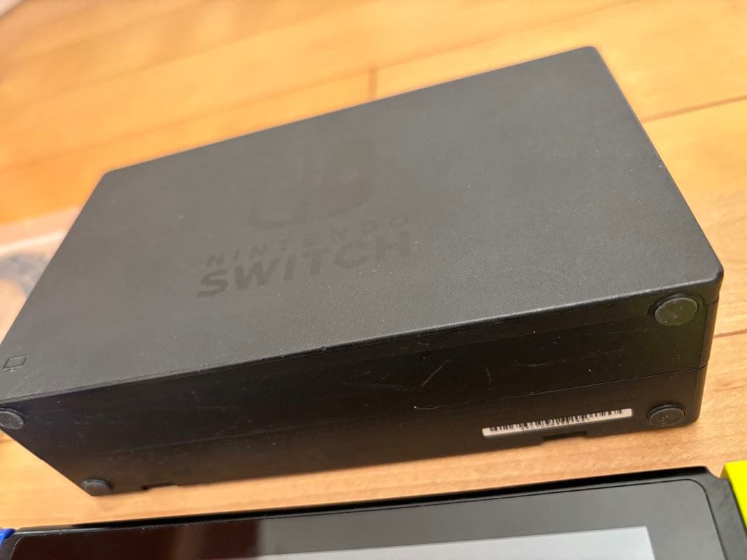 Switch本体&コントローラー四つセット