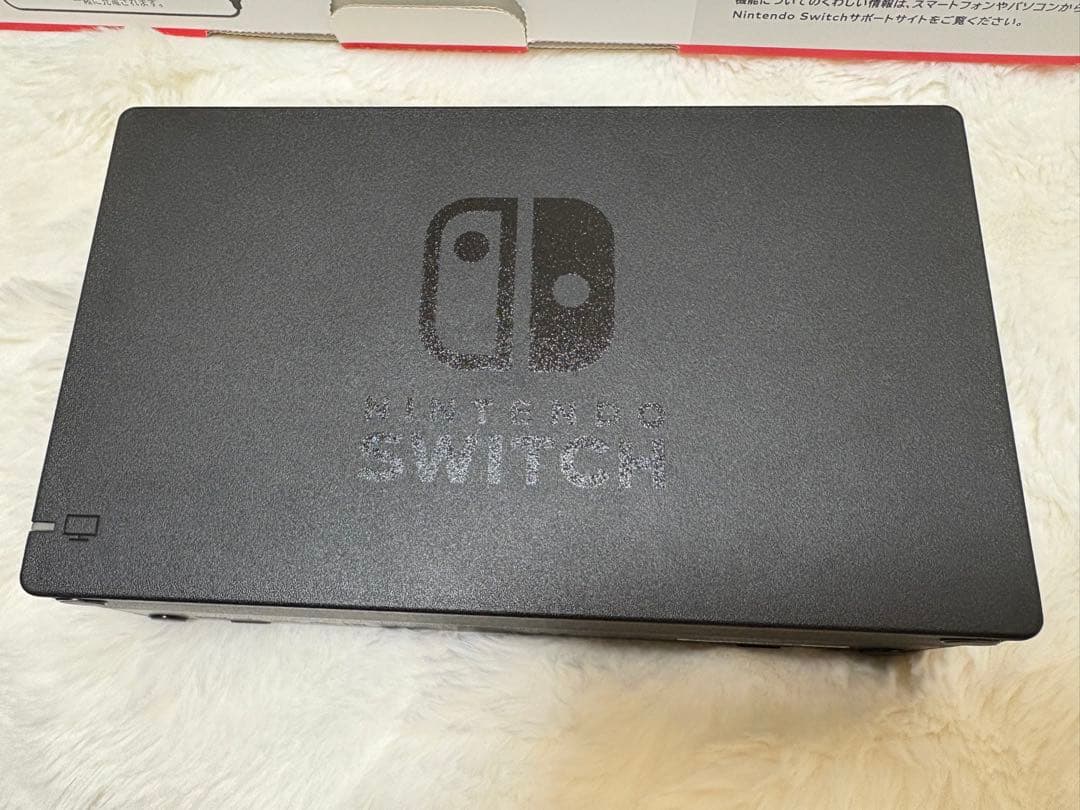世*A様 Nintendo Switch 本体