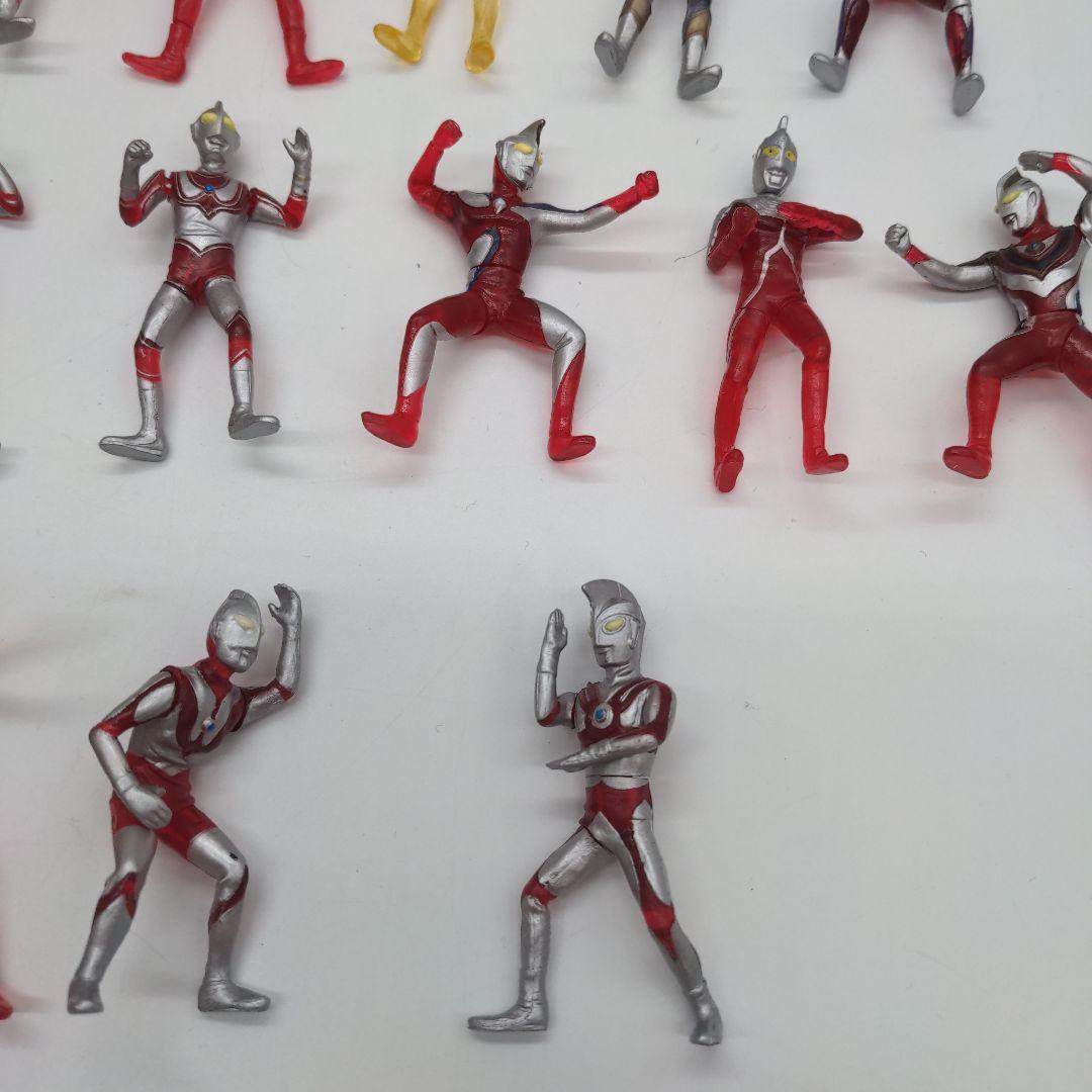 ウルトラマン キャラエッグ クリアバージョン 17体セット