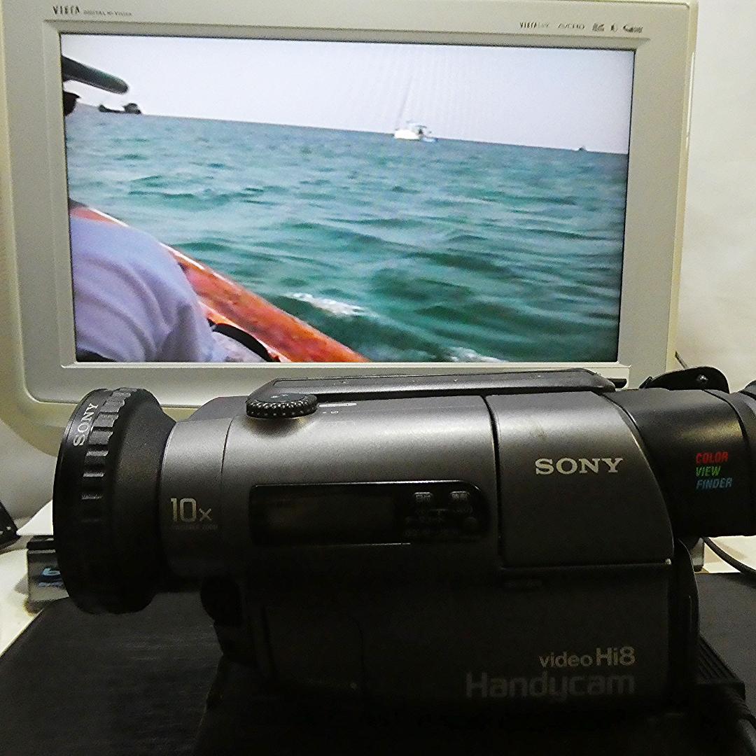 美品・動作良好 Hi8ソニー CCD-TR3　8ミリビデオカメラ DVD化に最適