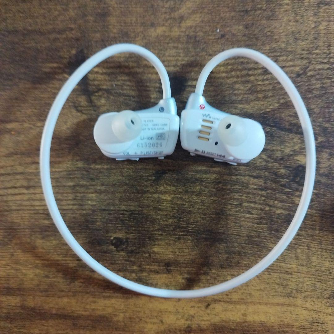 SONY ウォークマン 8GB ヘッドホン一体型 防水タイプ NW-W274S - メルカリ