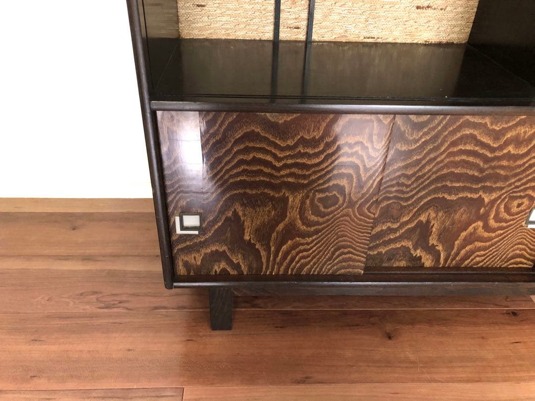 メンテ済】小降りなビンテージの収納棚 サイドボード 本棚 食器棚