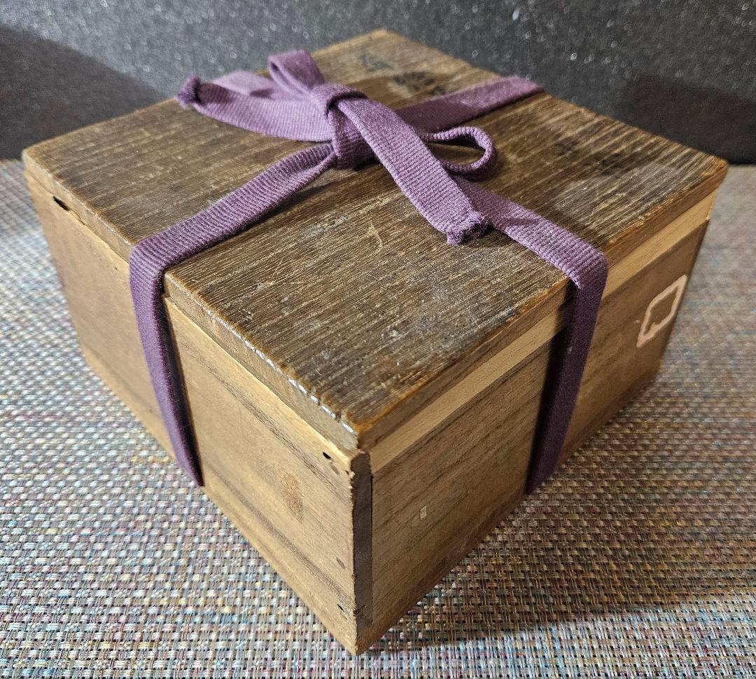 中国古美術　中国古陶磁器　明朝明代末期　古赤絵　天啓赤絵『魁』字　花図　茶碗　鉢