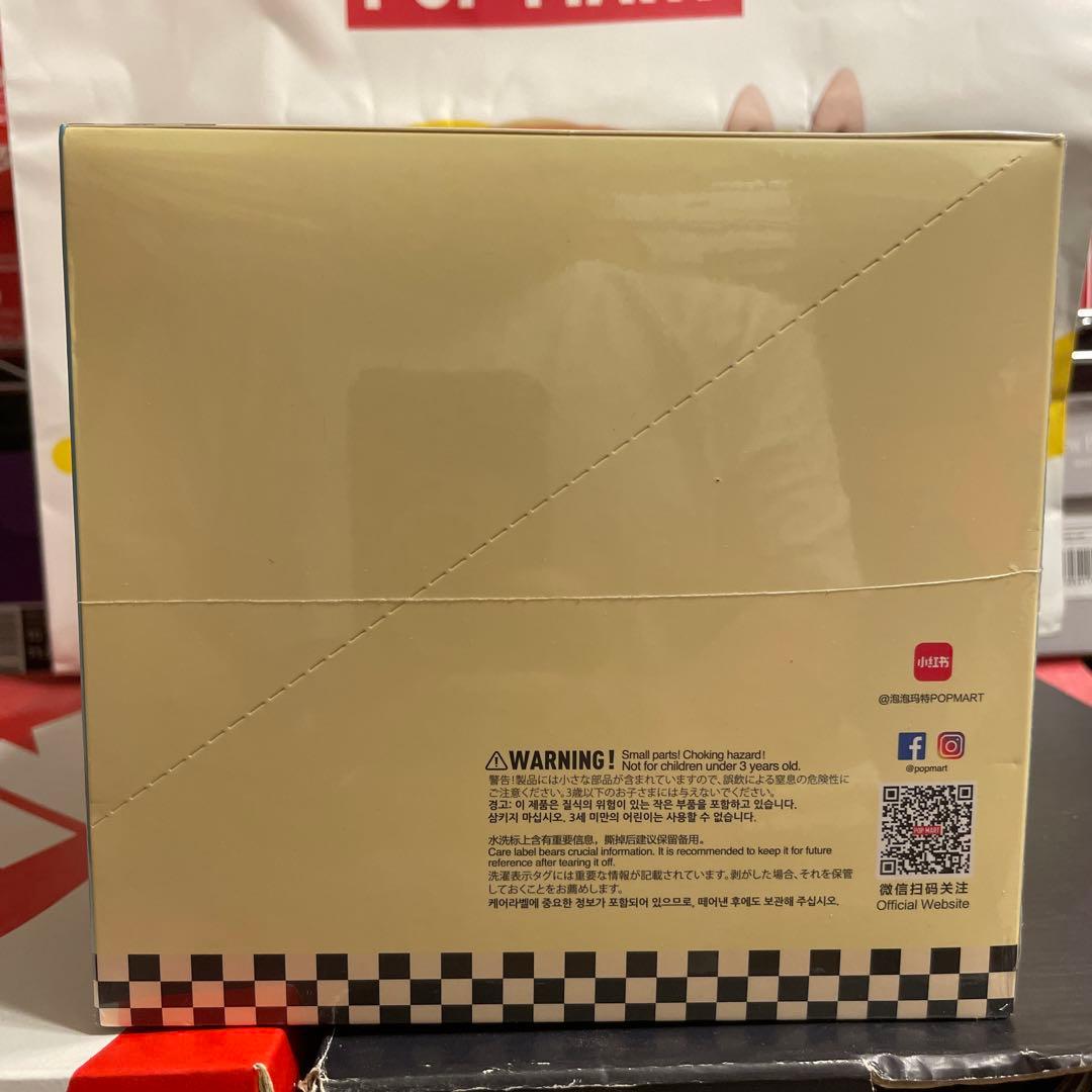 POP MART CRY BABY SUNSET CONCERT クライベイビー