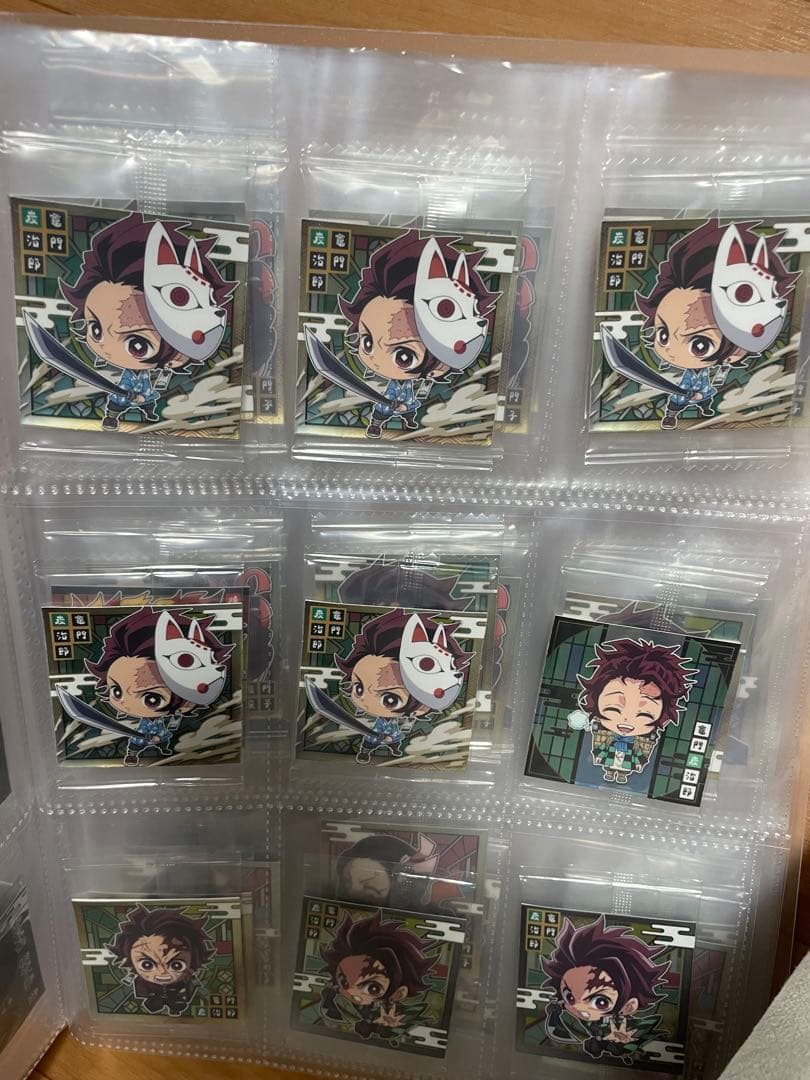鬼滅の刃　ケース付き　ウエハース　シール　まとめ売り