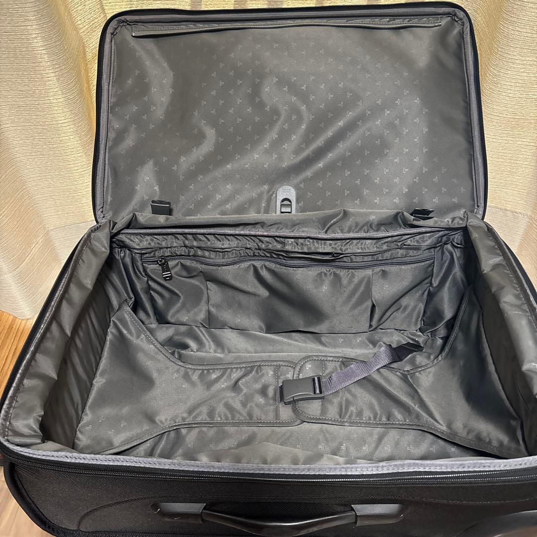 大注目】TUMI トラベルキャリーバッグ スーツケース 22922D4 黒