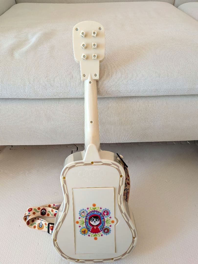 ディズニーパーク リメンバーミーCOCOギター ポップコーン 海外限定