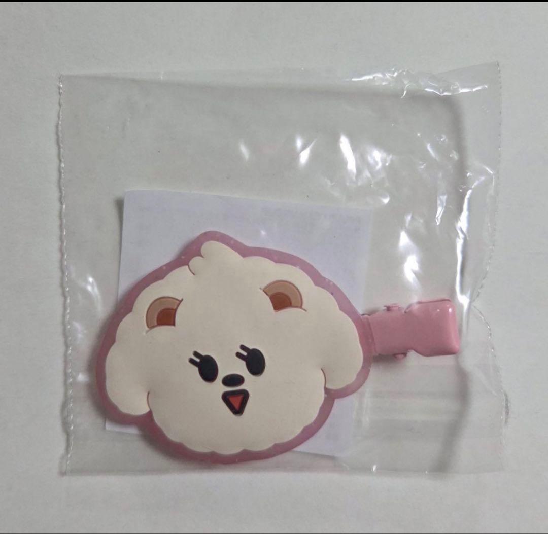 TXT プルバトゥ カプセルトイ ヘアクリップ バムグッ - メルカリ