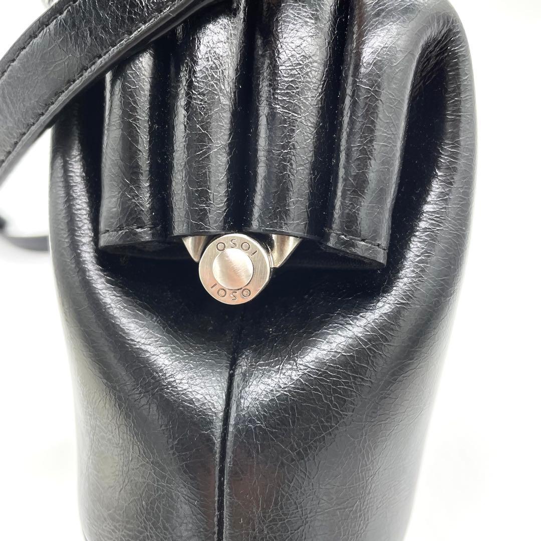 【極美品】OSOI　サークルバッグ　2way ロゴ　シルバー金具　レザー　黒