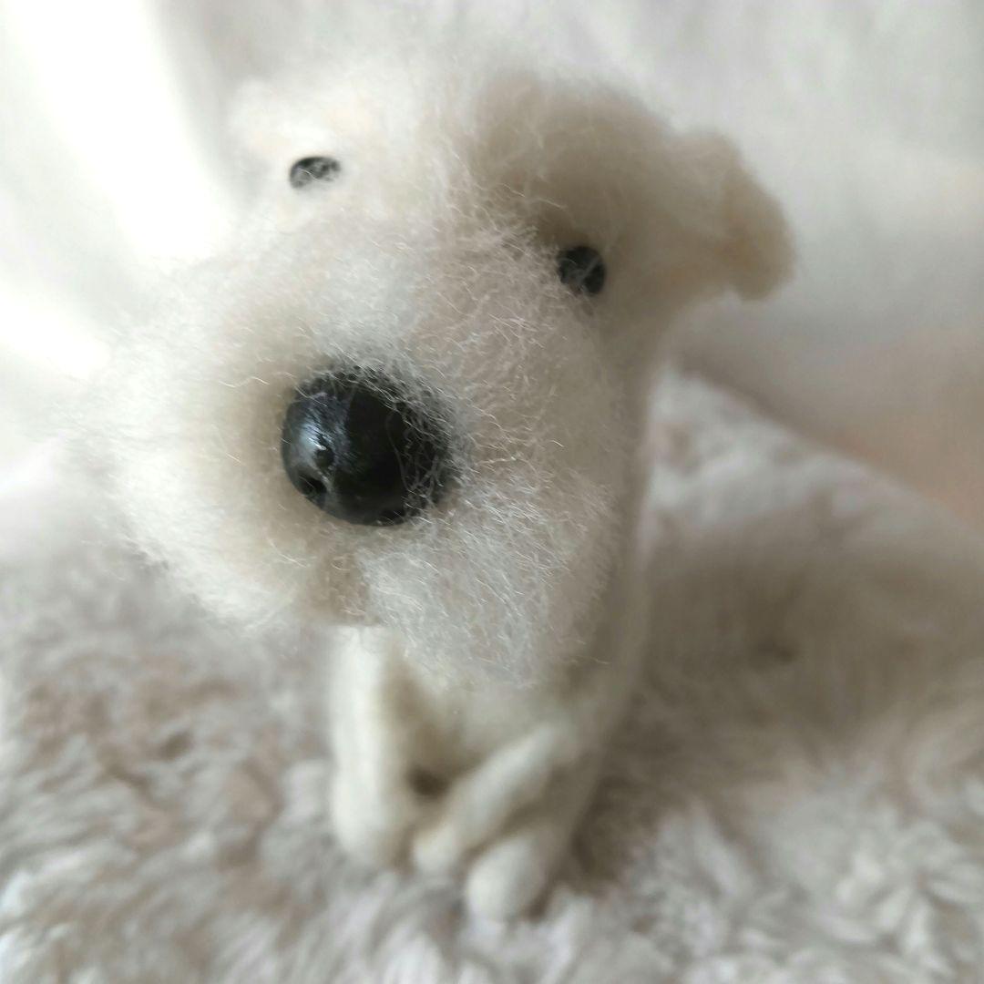 羊毛フェルトぬぼっとまったり作品ちょこんとお座り可愛い白