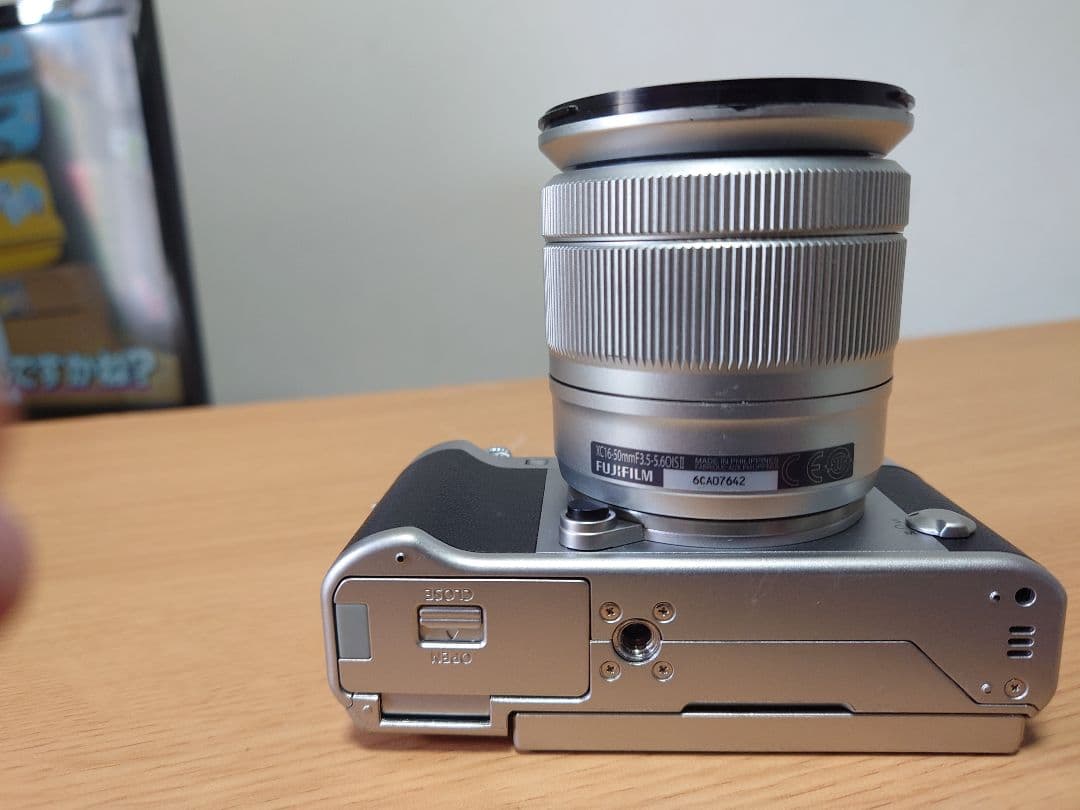 FUJI FILM X−A3 X-A3 レンズキット SILVER FUJI FILM X−A3 X-