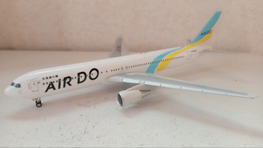 エバーライズ 1/200 AIRDO BOEING 767
