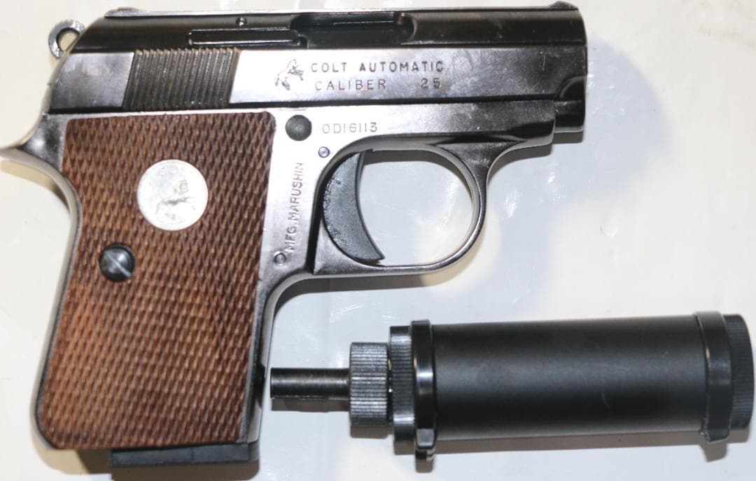 キムアーレンズ製 ファイティング 木製グリップ Kフレーム ラウンド