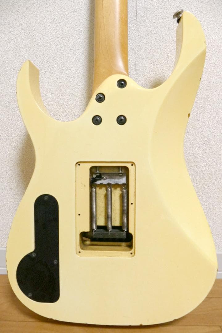 アイバニーズ エレキギター PGM30 （ポールギルバートシグネチャー）【中古】