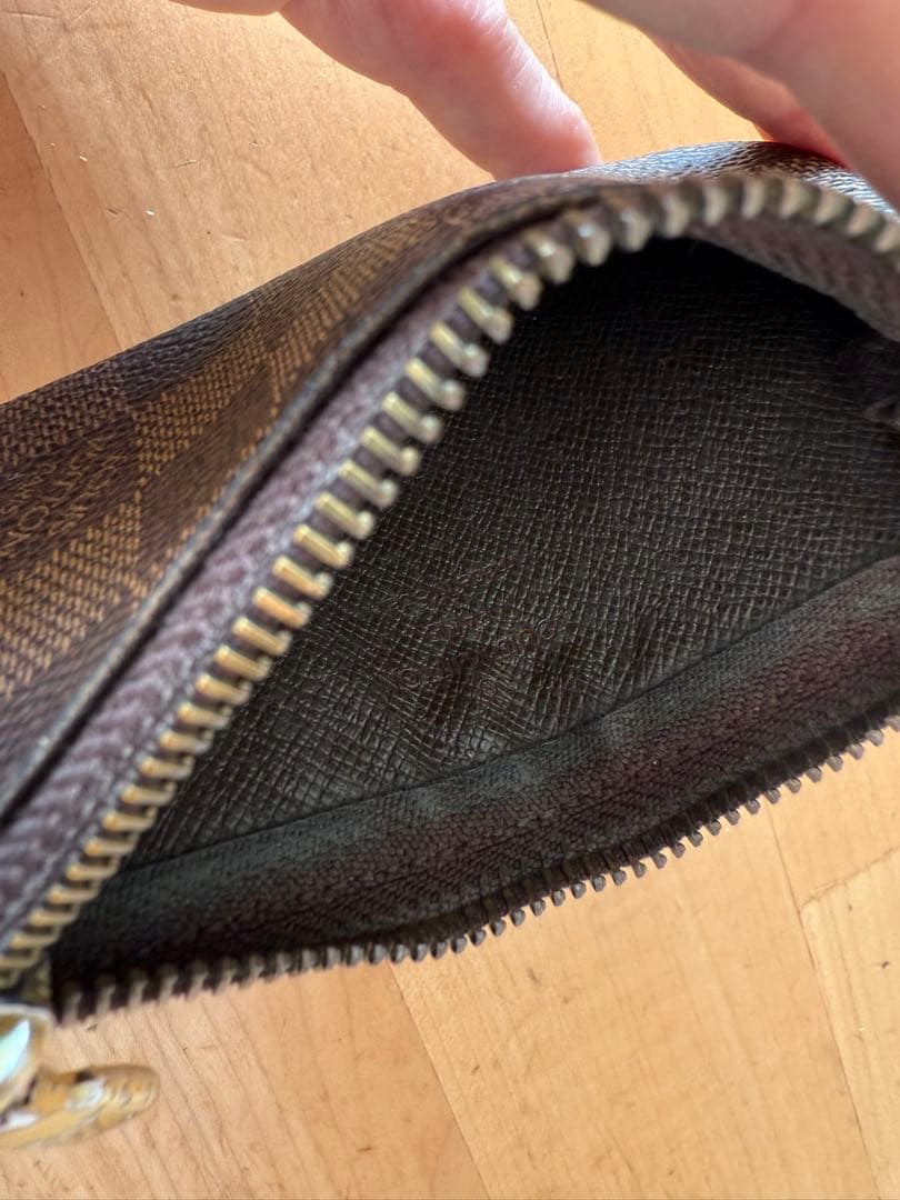 ルイ・ヴィトン ダミエ ケース