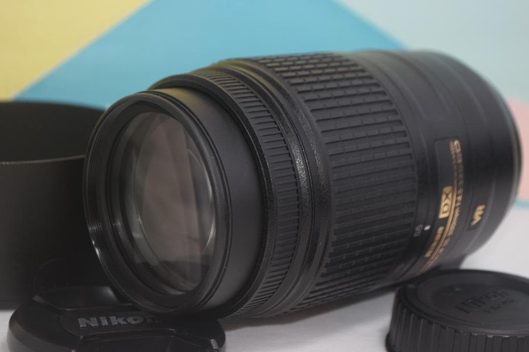 ニコン AF-S DX 55-300mm手振れ補正付き望遠レンズ☆