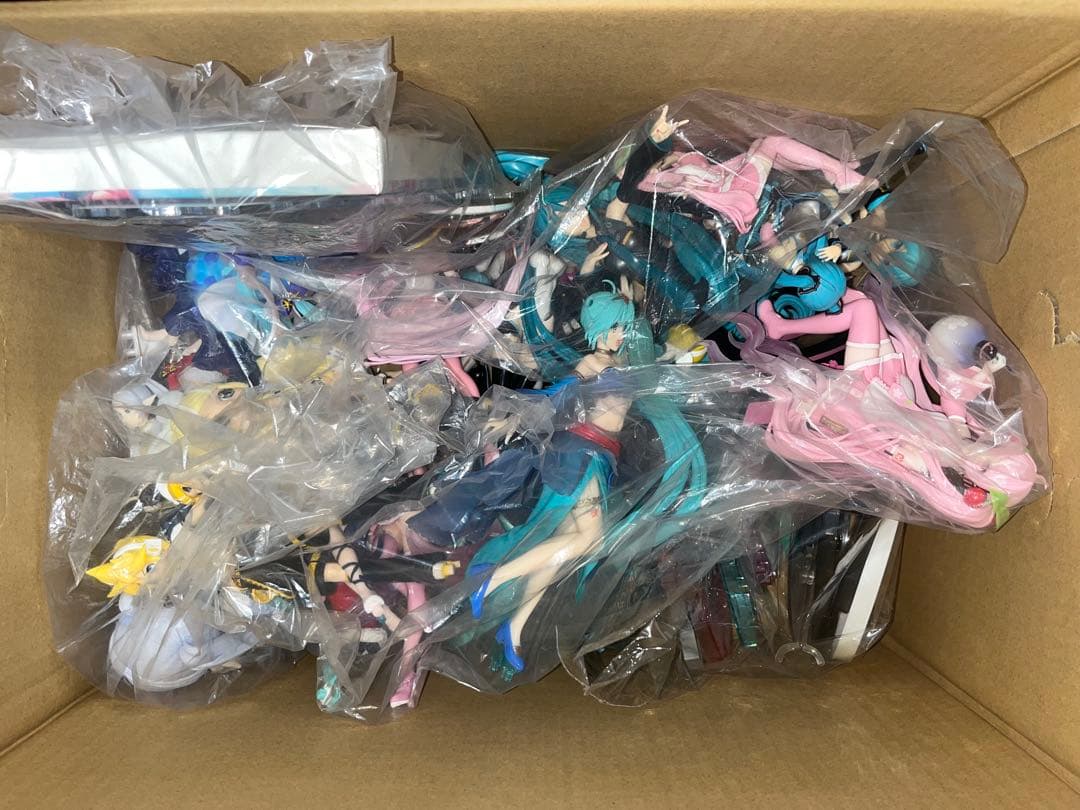 アクスタ、フィギュアグッズまとめ 初音ミク、鏡音リン・レン フリーレン ジャンク