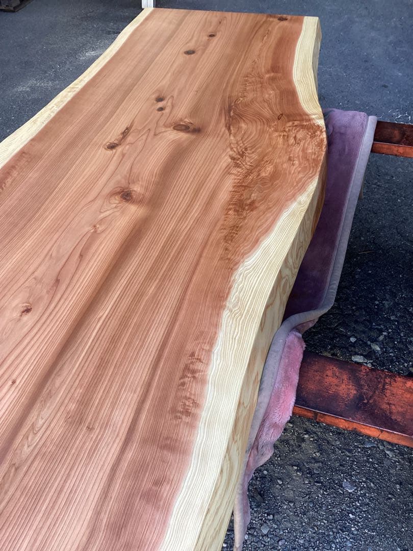 kKK　杉　一枚板　テーブル　　　天板のみ